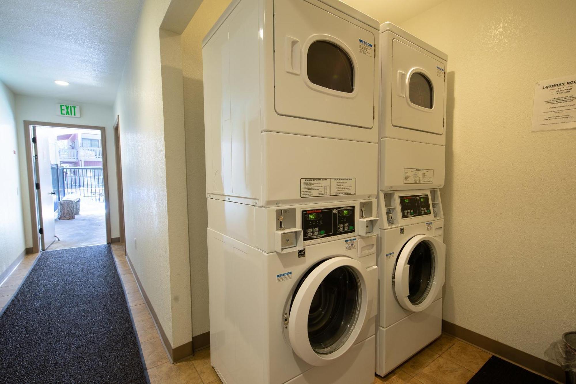 ממות' לייקס Hidden Valley Village #103 Nicely Updated 1 Bedroom 1 Bathroom Condo Short 10 Min Walk From Village חדר תמונה